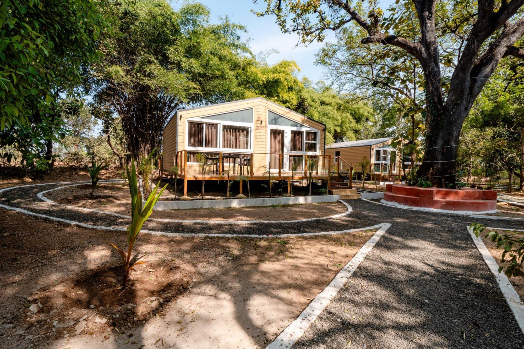 Treebo Premium Mowgli'S Den, Pench Hotel Khawāsa Exterior foto