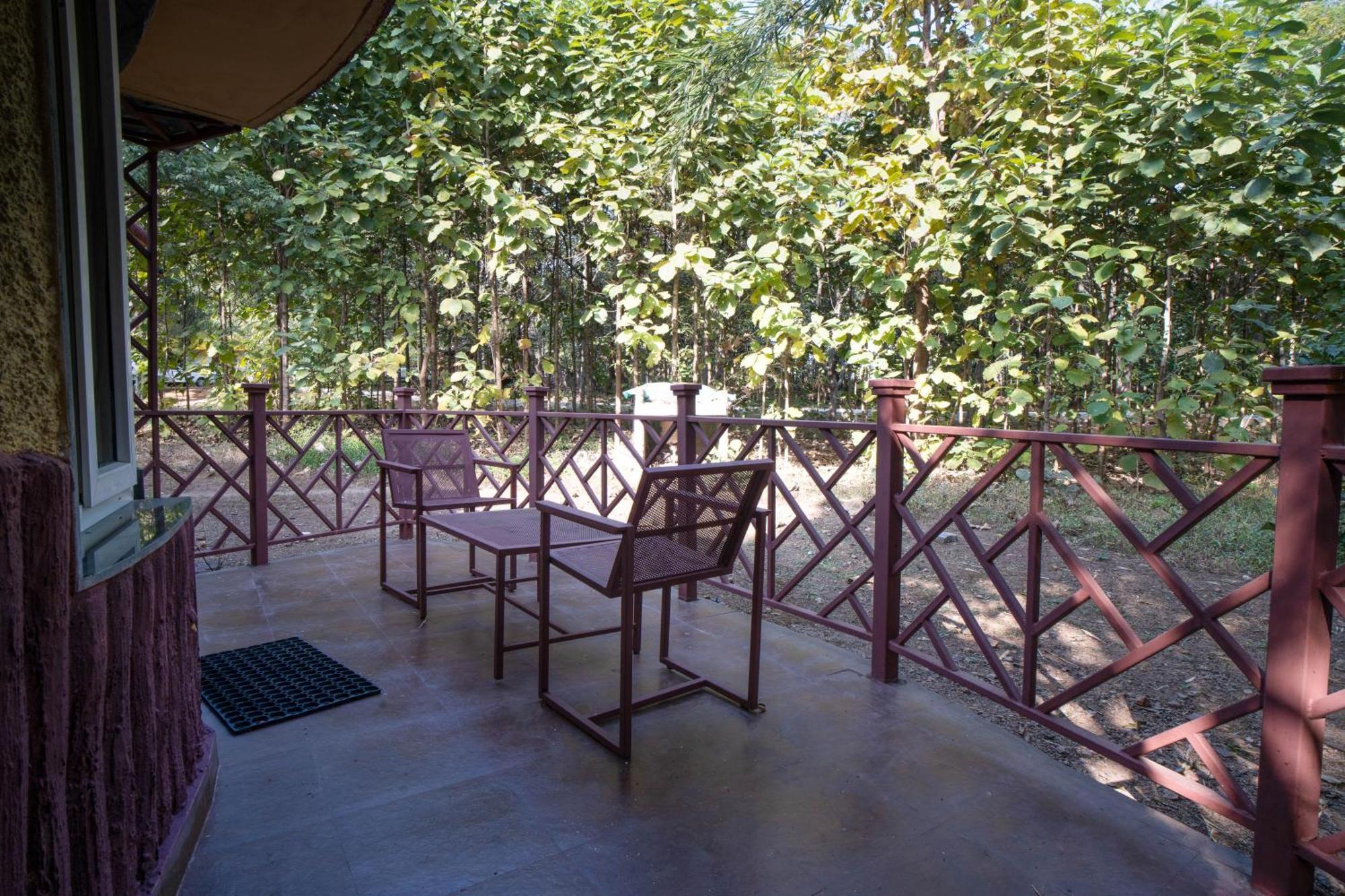 Treebo Premium Mowgli'S Den, Pench Hotel Khawāsa Exterior foto