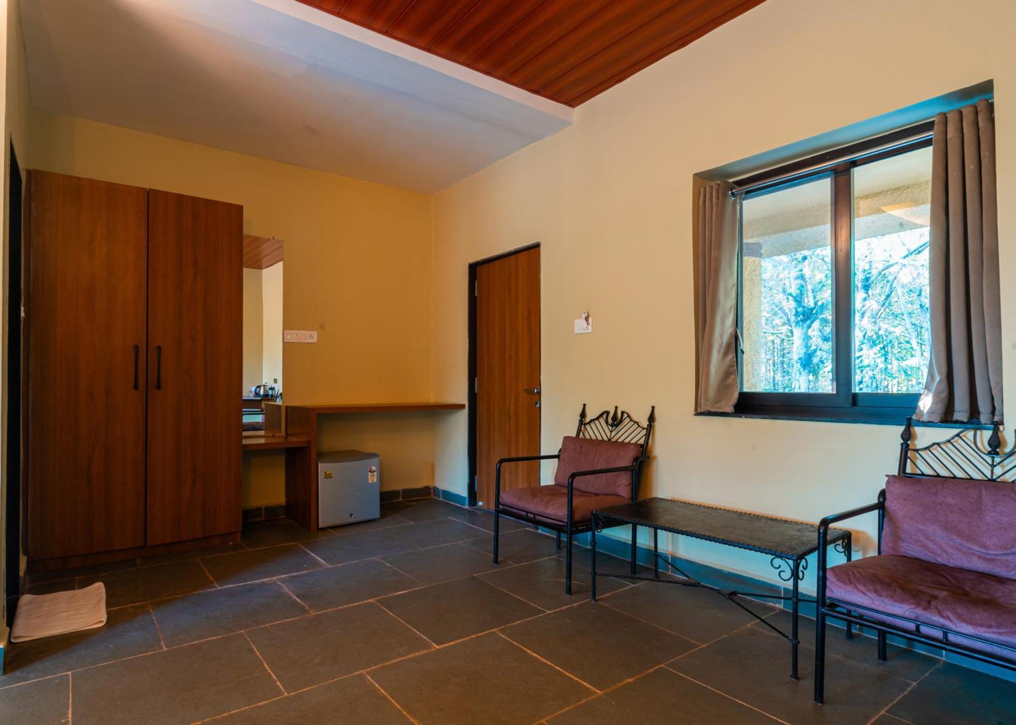 Treebo Premium Mowgli'S Den, Pench Hotel Khawāsa Exterior foto