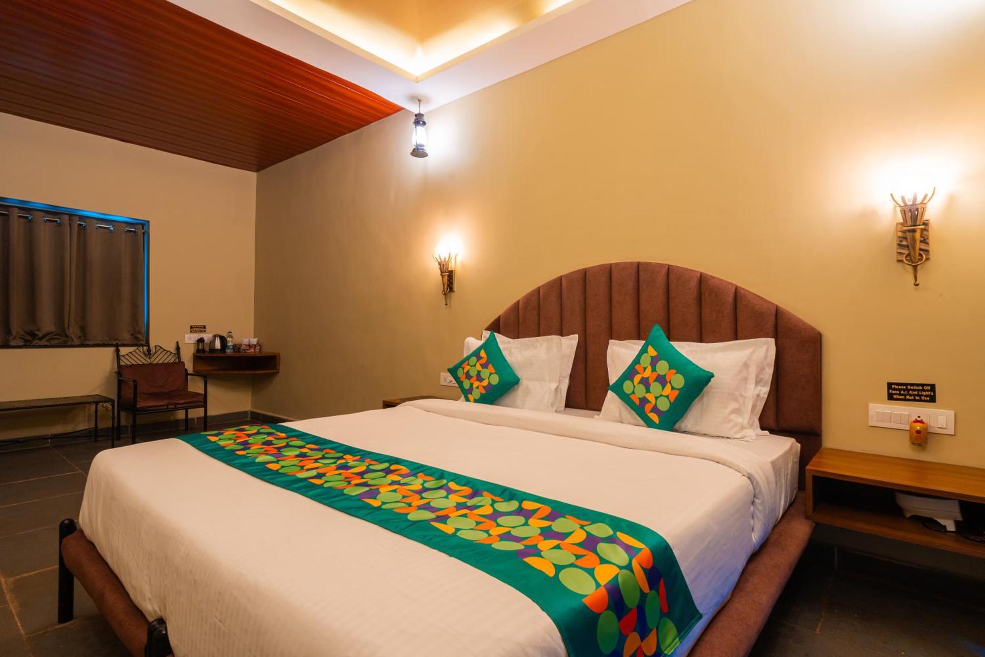 Treebo Premium Mowgli'S Den, Pench Hotel Khawāsa Exterior foto